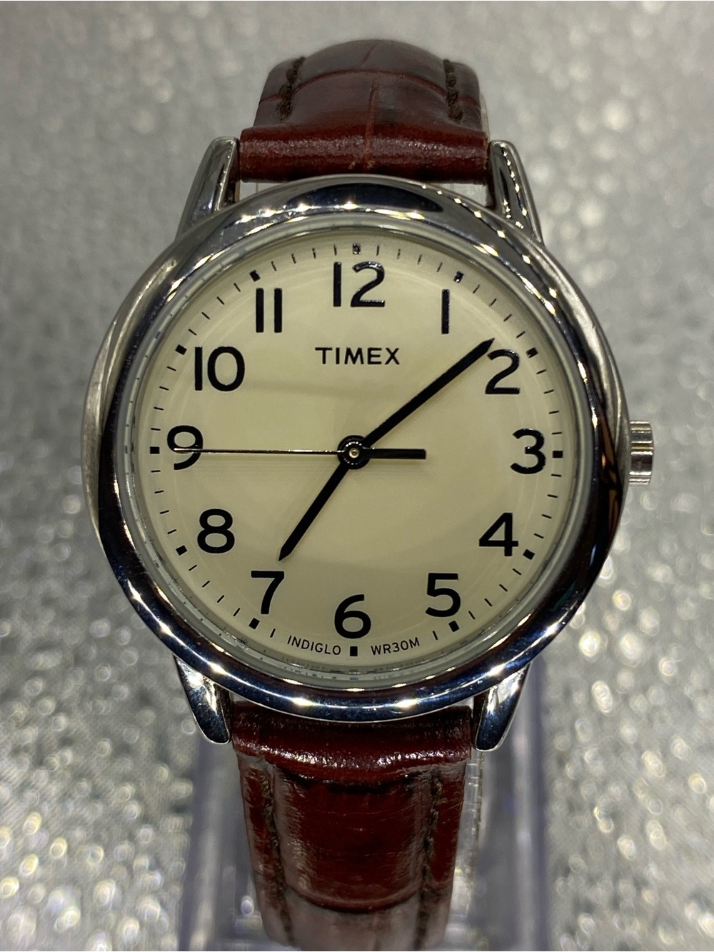 Men’s ^^^ Timex  *** Silver Case Watch / Creme Dial “ Mocha  Strap ^*^